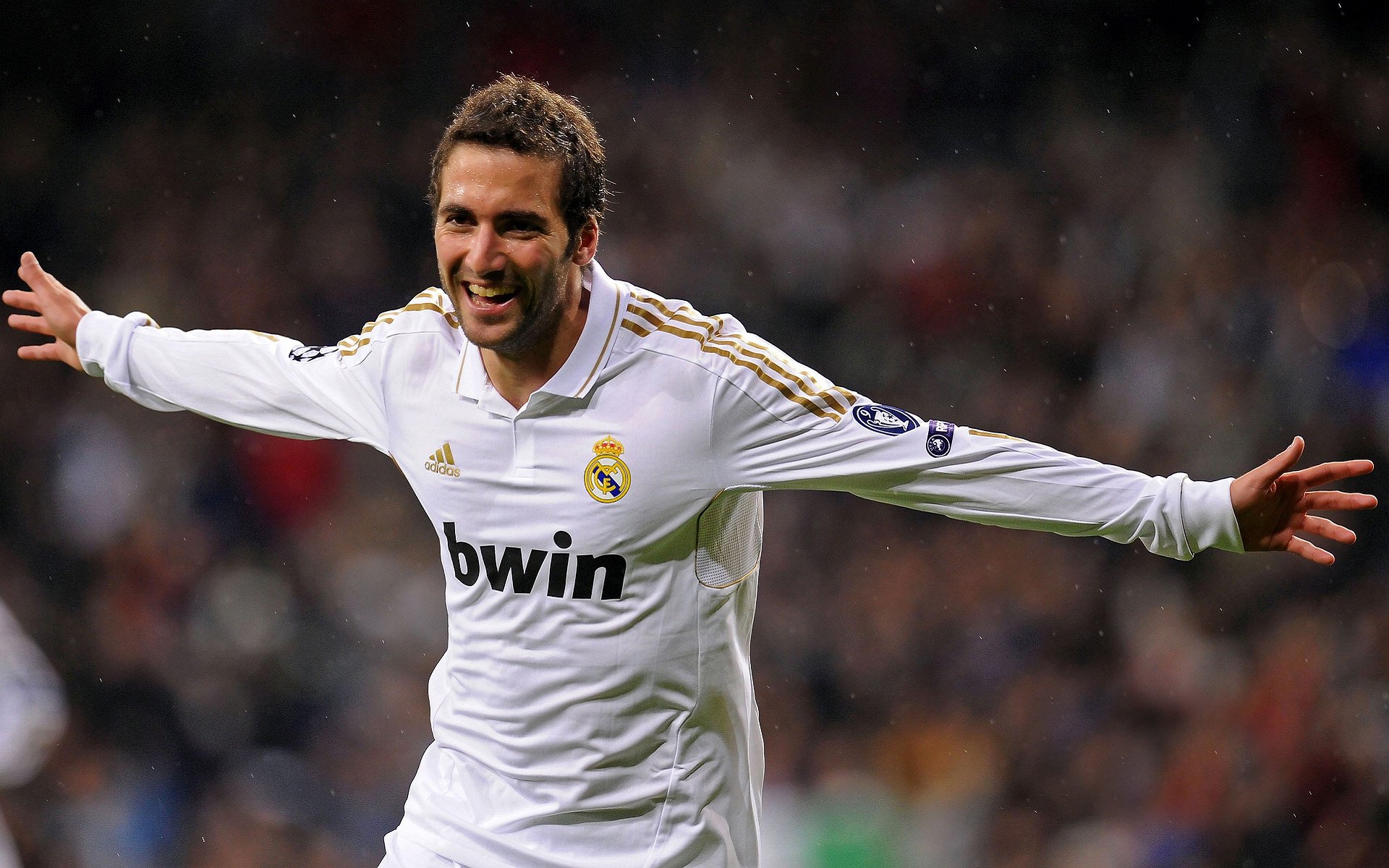 开云体育官网-英超争冠之夜，莫德里奇全场最佳无争议—中场大师的黄昏礼赞