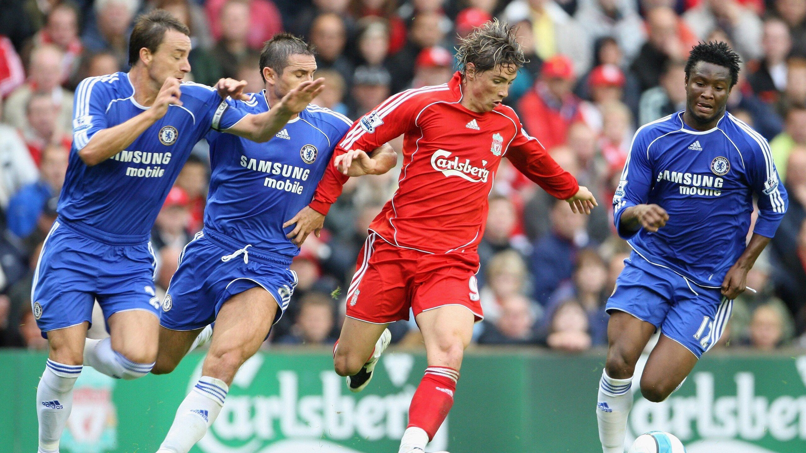 开云足球直播-F1新赛季揭幕战焦点战，公牛稳稳拿下湖人